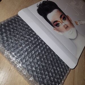 Morphe x James Charles Unleash Your Inner Artist 39 Eyeshadow Pallete Large Size